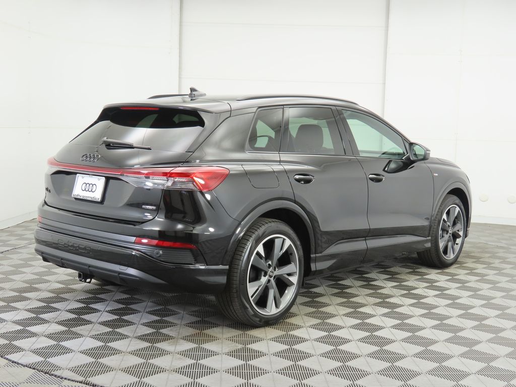 2025 Audi Q4 e-tron  5