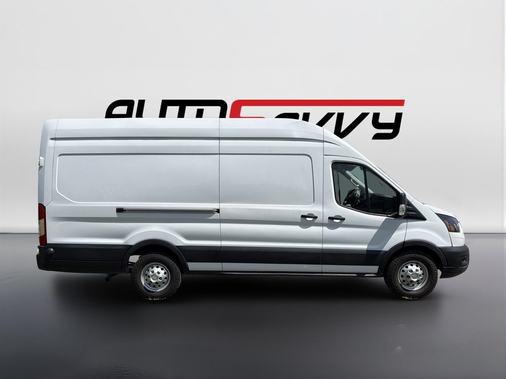 Used 2023 White Ford Base image 4