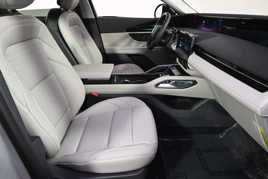 New 2026 Gray Lincoln Reserve image 16