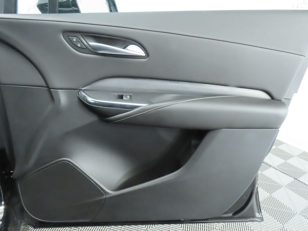 Thumbnail: 2025 Cadillac XT4 - 25