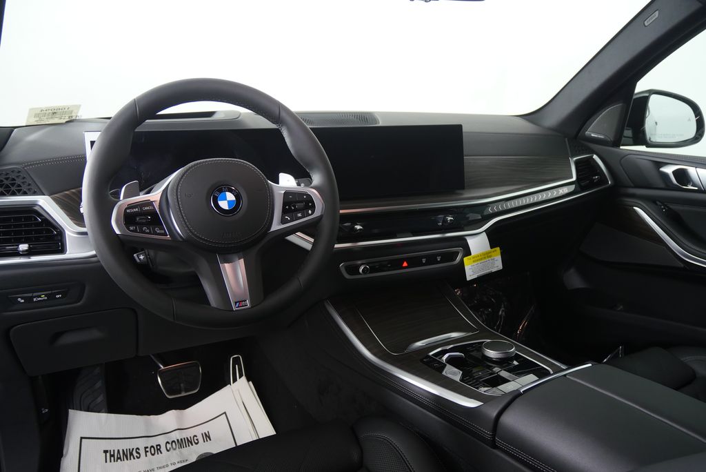 Thumbnail: 2026 BMW X5 - 18