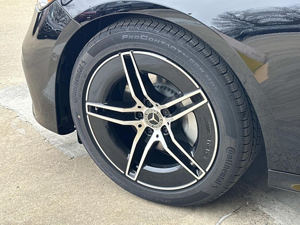 Thumbnail: 2026 Mercedes-Benz E-Class - 9