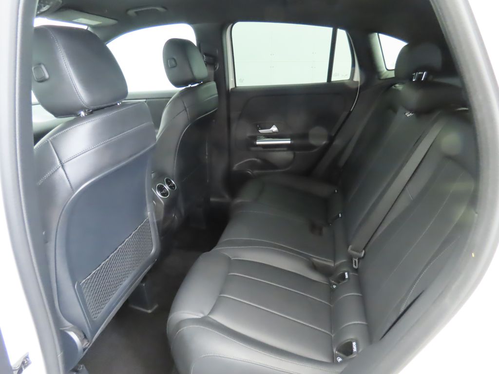 2021 Mercedes-Benz GLA 250 21