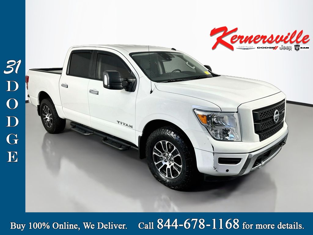 2021 Nissan Titan SV Crew Cab 4WD