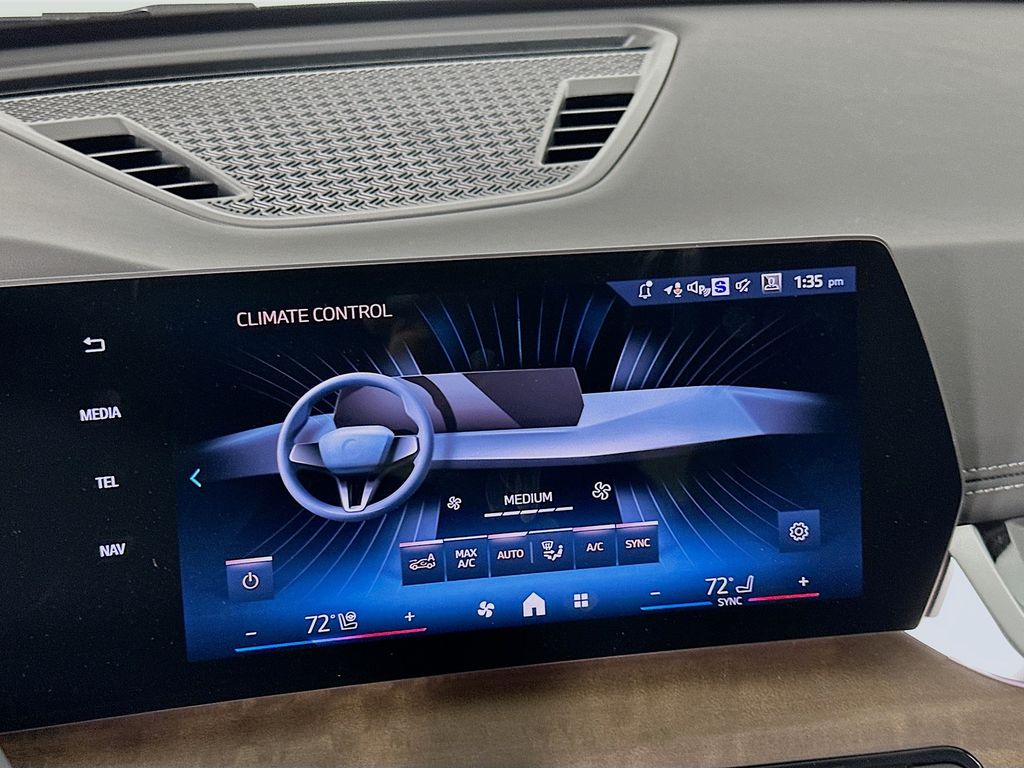 Thumbnail: 2026 BMW X1 - 14