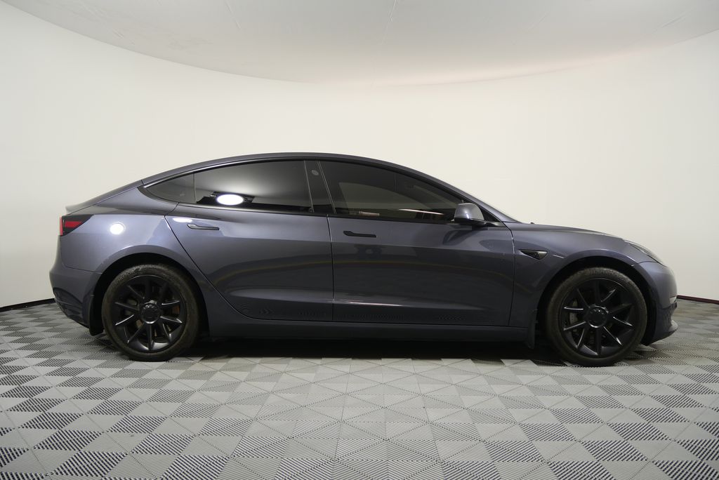 Thumbnail: 2023 Tesla Model 3 - 2