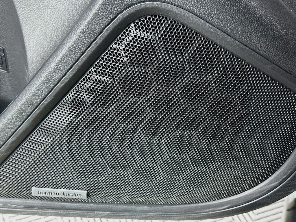 Thumbnail: 2025 Subaru Outback - 19