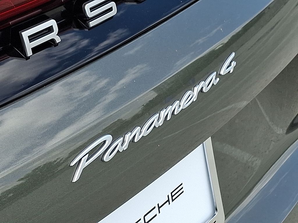 Thumbnail: 2025 Porsche Panamera - 28