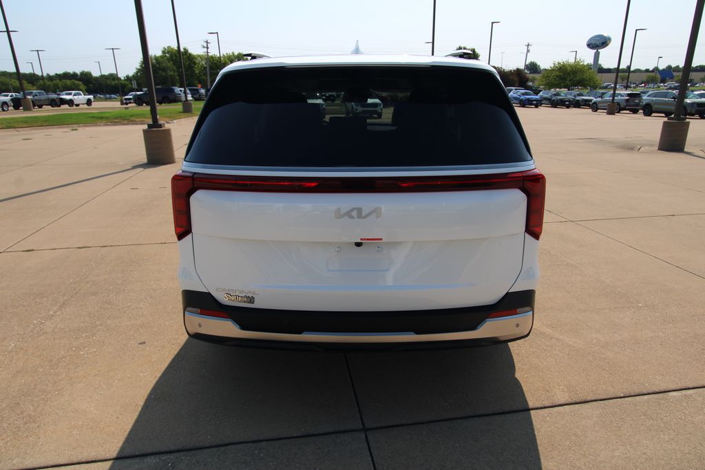 New 2027 Kia Carnival MPV Van