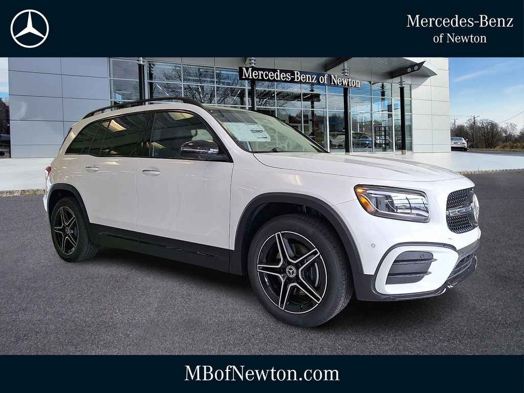White 2026 Mercedes-Benz GLB SUV / Crossover All-Wheel Drive 8-Speed Dual Clutch