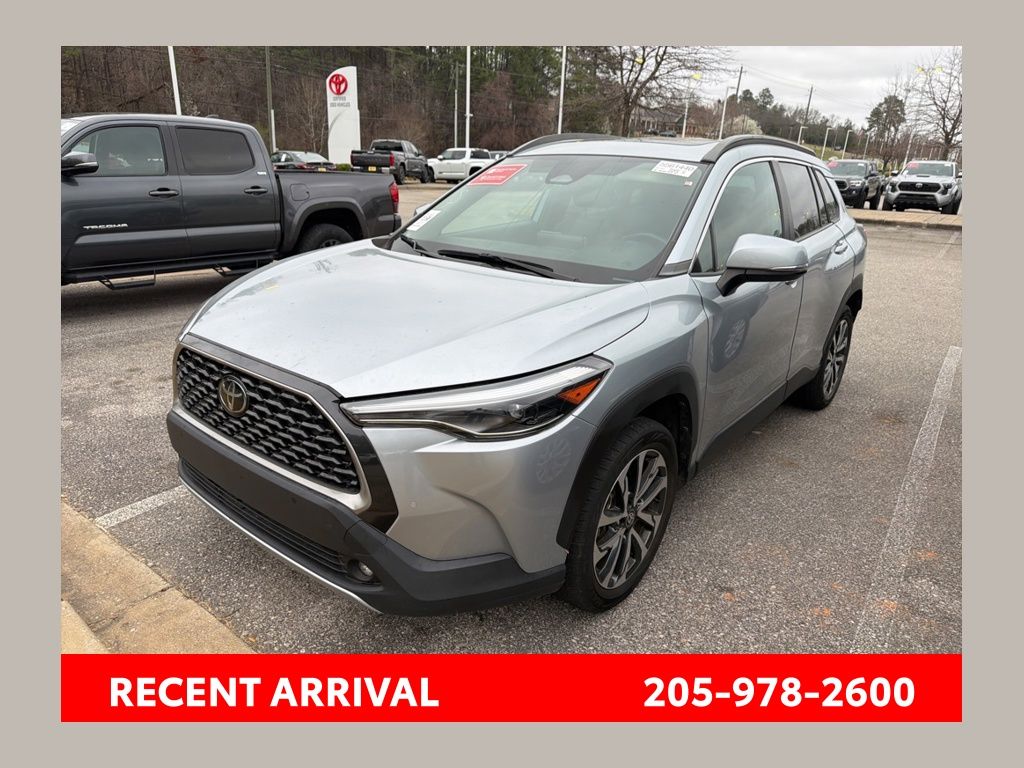 2023 Toyota Corolla Cross XLE FWD