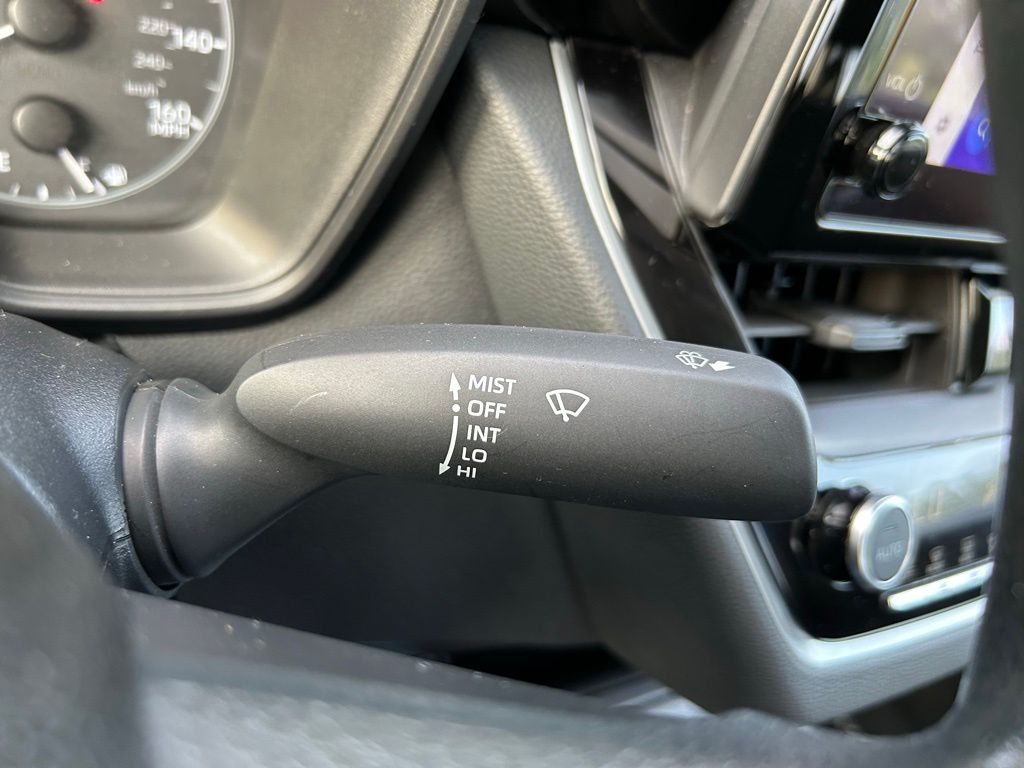 2024 Toyota Corolla LE 20