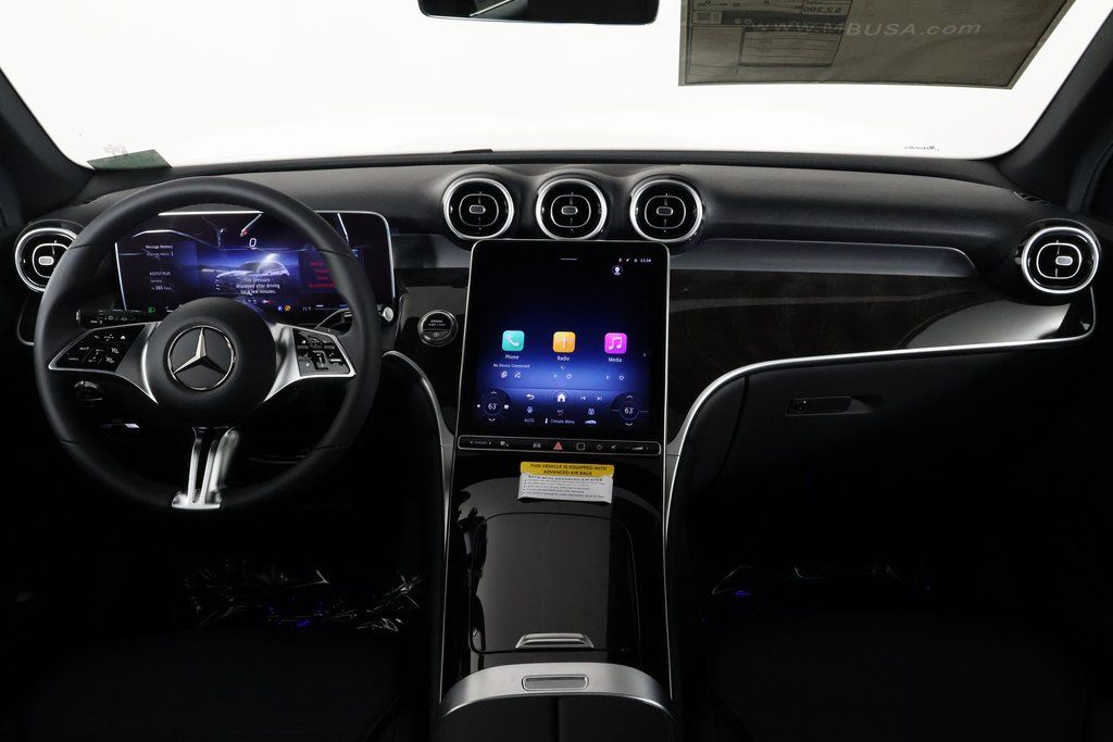 Thumbnail: 2026 Mercedes-Benz GLC - 4