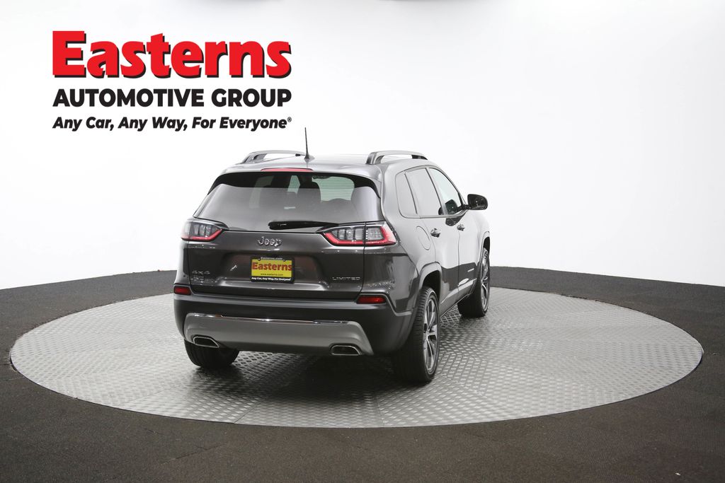 Used 2022 Gray Jeep Limited image 40