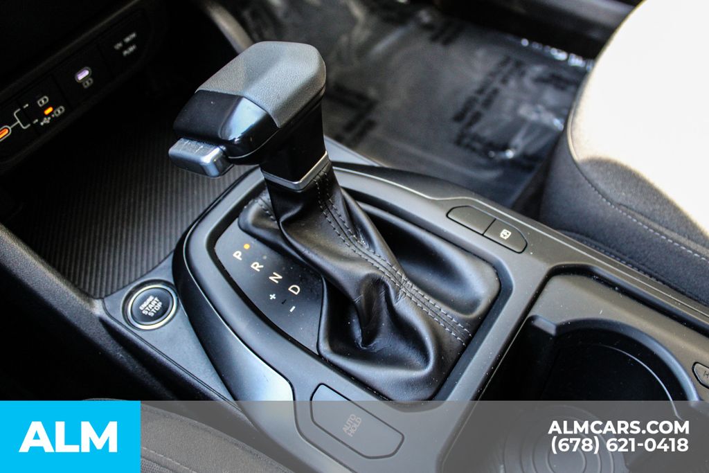 Used 2025 Blue Kia LXS image 36