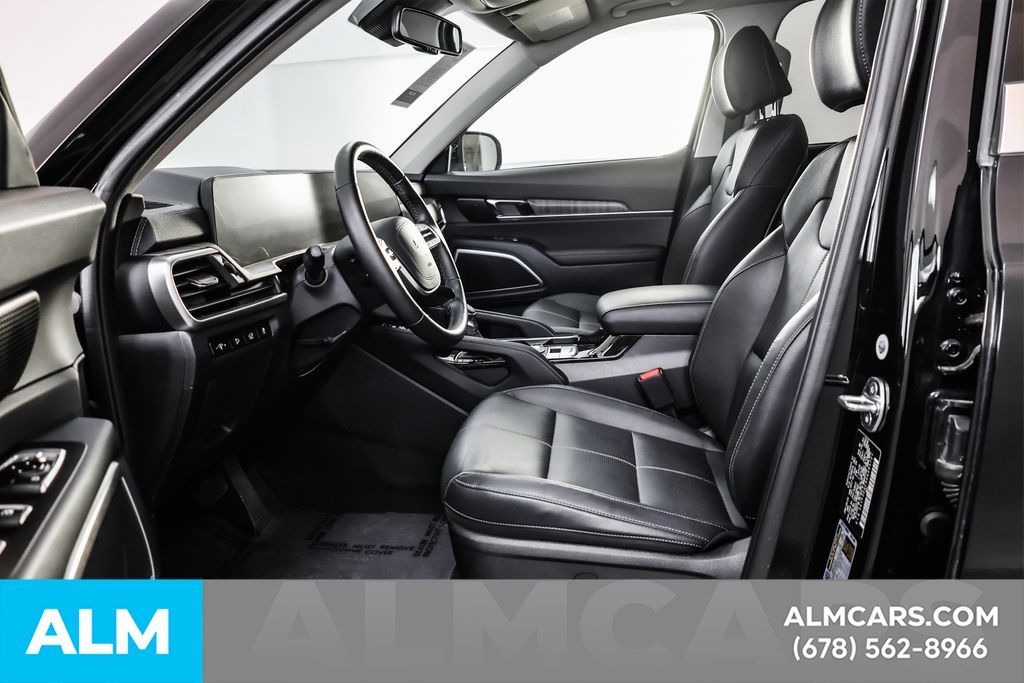 Used 2024 Black Kia EX image 16