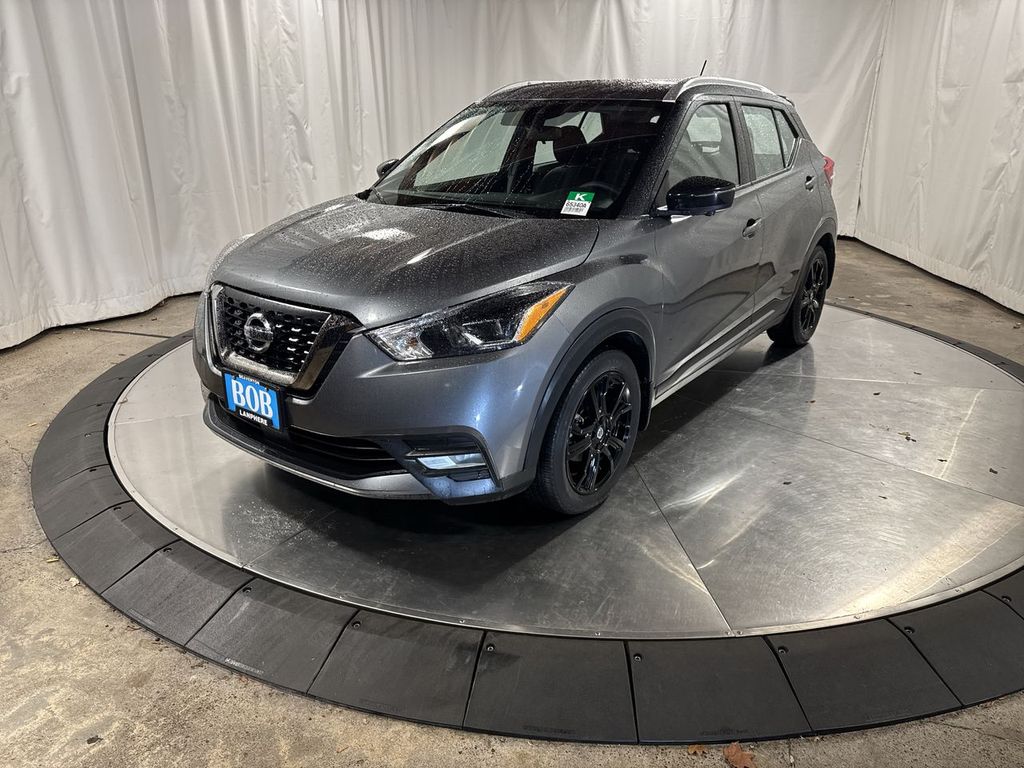 2020 Nissan Kicks SR