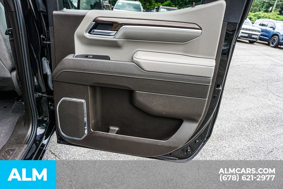 Used 2025 Black Chevrolet LT image 53