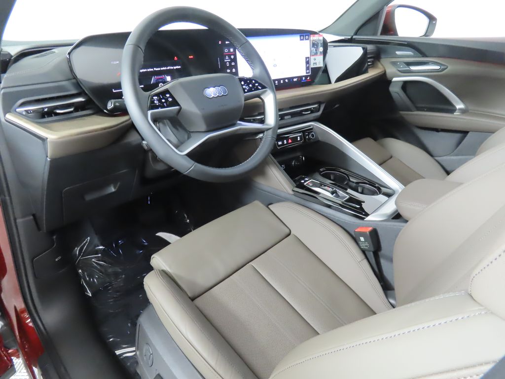 Thumbnail: 2025 Audi Q5 - 25