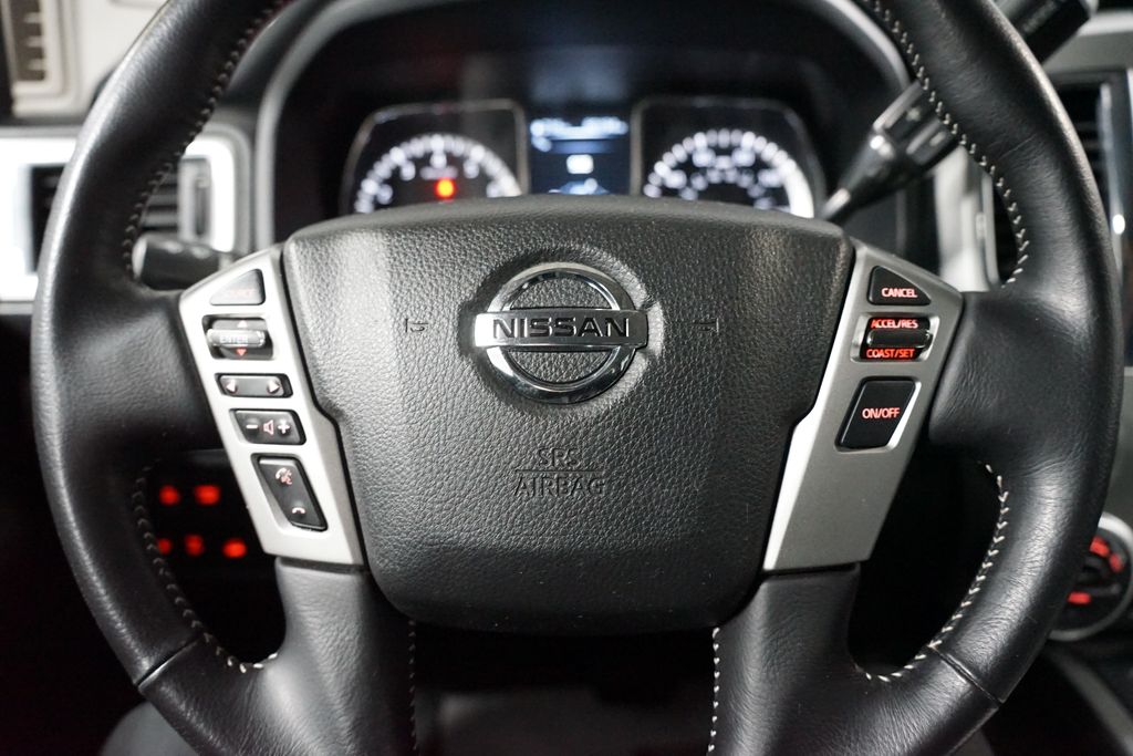 Thumbnail: 2018 Nissan Titan - 13