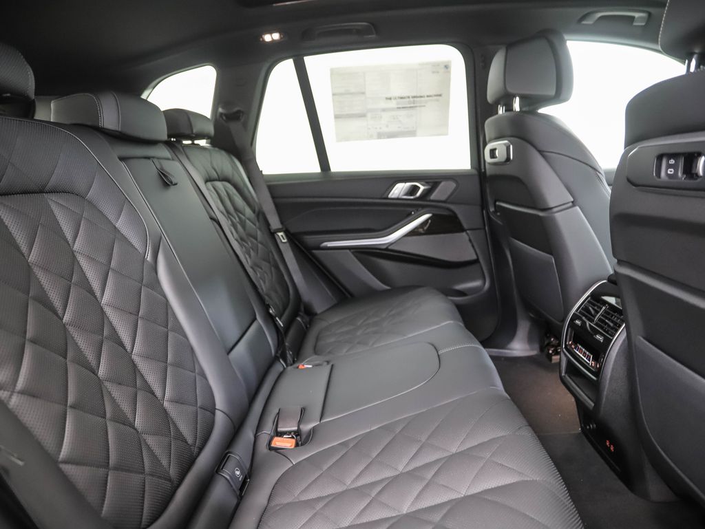 Thumbnail: 2026 BMW X5 - 25