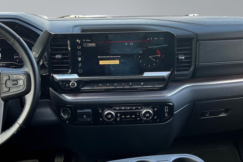 2025 GMC Sierra 1500 SLT - 9