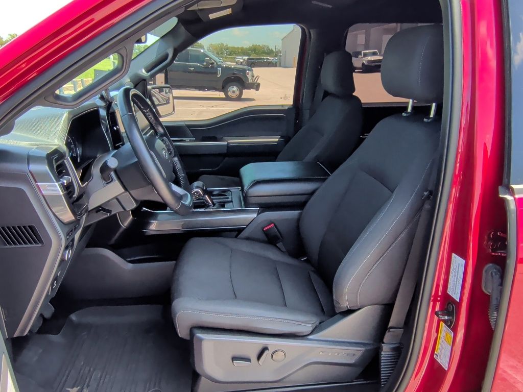 2022 Ford F-150 XLT - 11