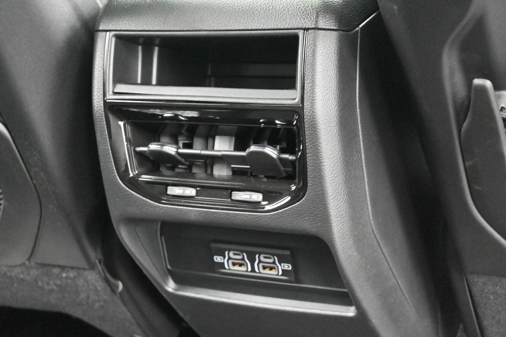 Used 2025 Bright White Clearcoat Jeep Laredo X image 35