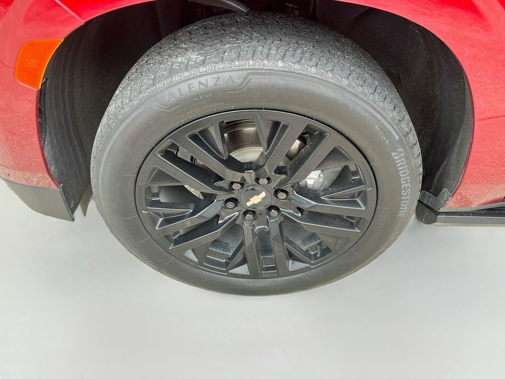 Used 2023 Red Chevrolet Premier image 34