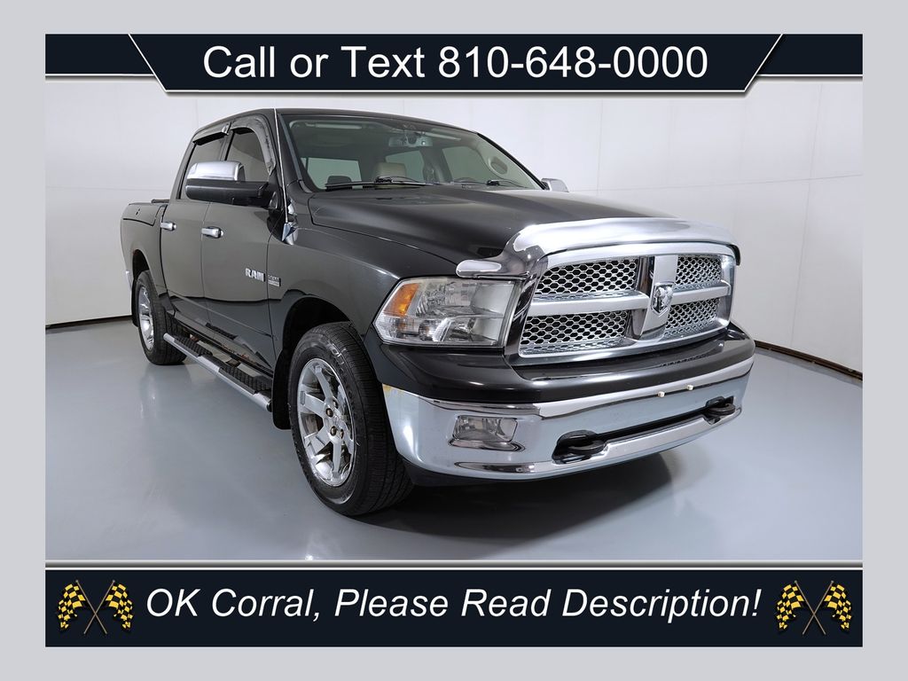 Brilliant Black Crystal Pearlcoat 2010 Dodge RAM 1500 Pickup Truck Four-Wheel Drive 5-Speed Automatic