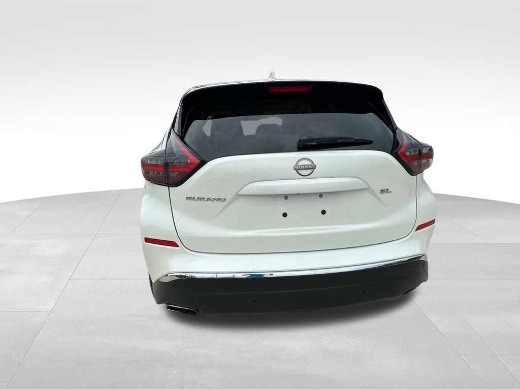 2023 Pearl White Tricoat Nissan Murano SL FWD SUV