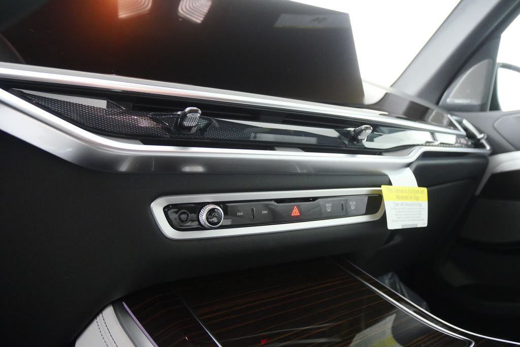 Thumbnail: 2026 BMW X5 - 20