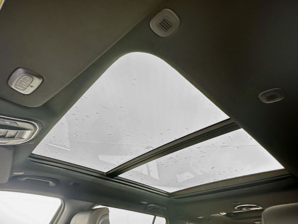 New 2026 Silver Jeep Limited Altitude image 14