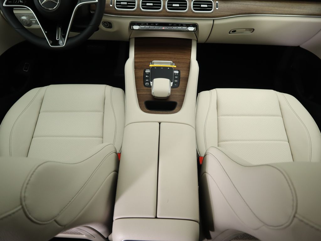 Thumbnail: 2026 Mercedes-Benz GLE - 18