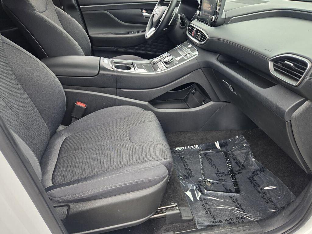 2022 Hyundai Santa Fe - $22,599