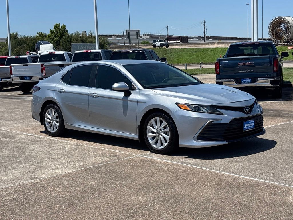 2023 Toyota Camry LE - 4