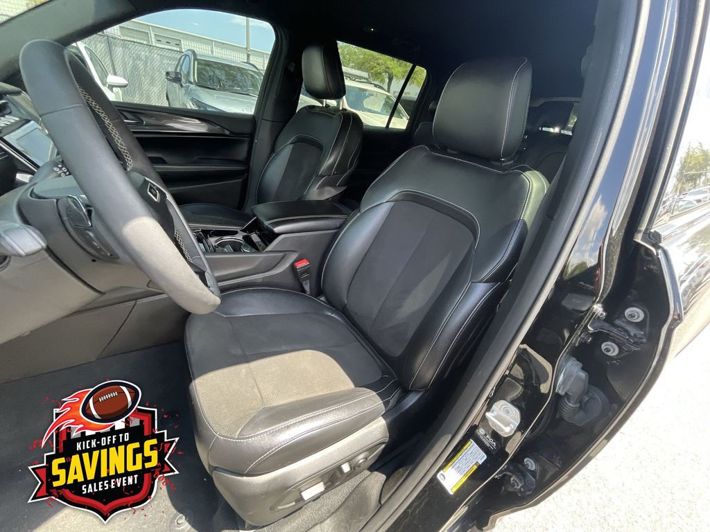 Used 2023 Jeep Grand Cherokee L SUV