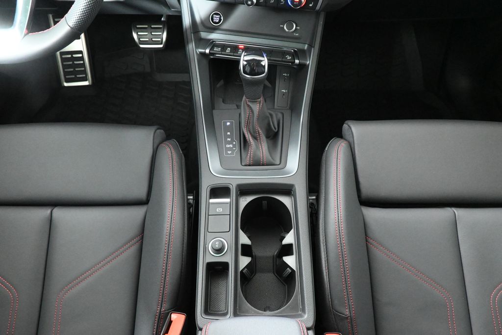 2025 Audi Q3  19