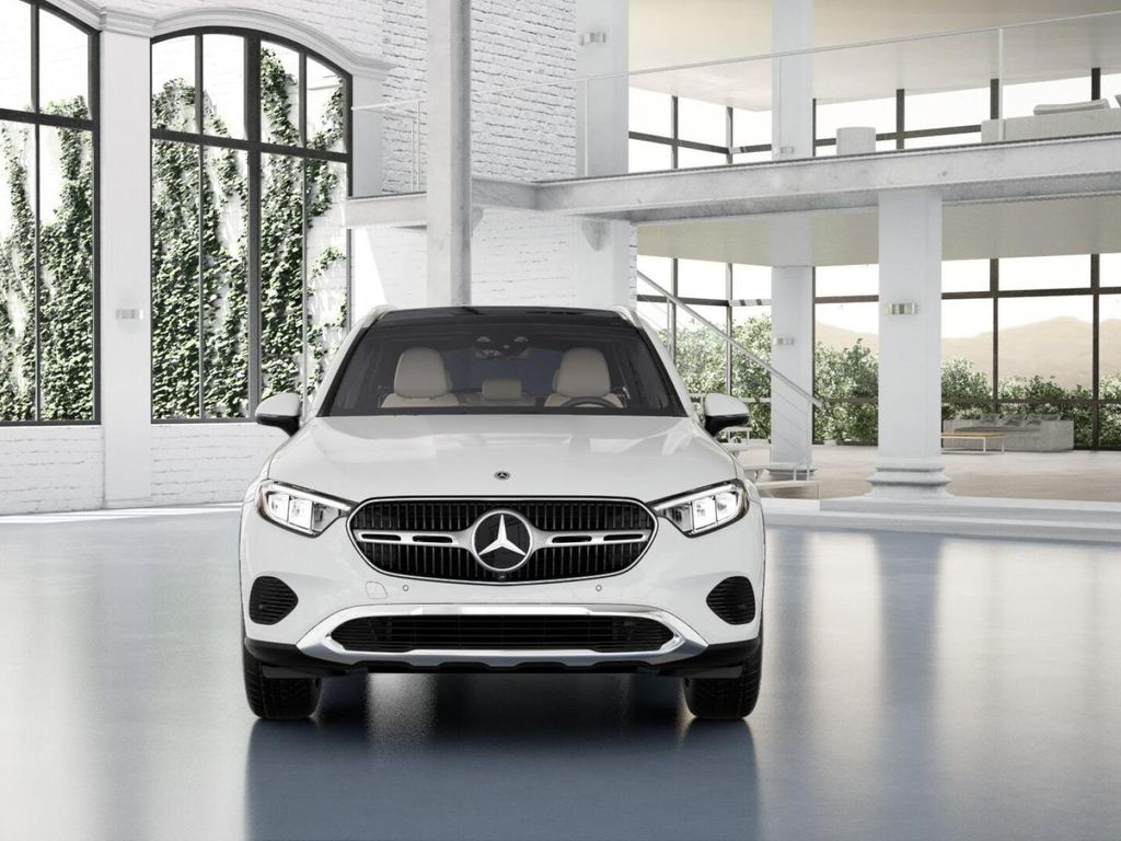 2025 Mercedes-Benz GLC 350 7