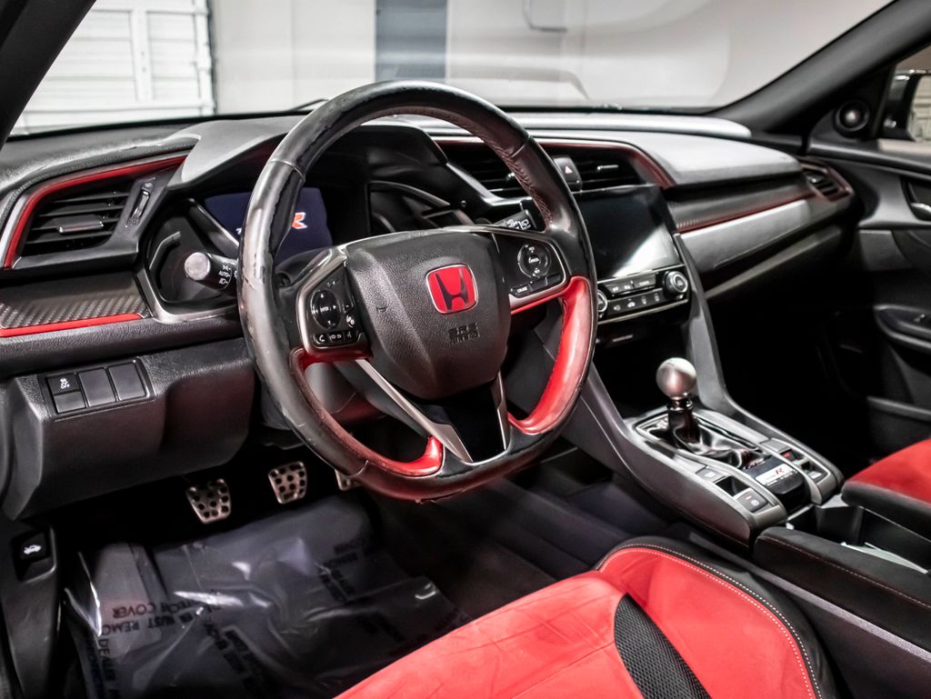 Used 2019  Honda Touring image 8