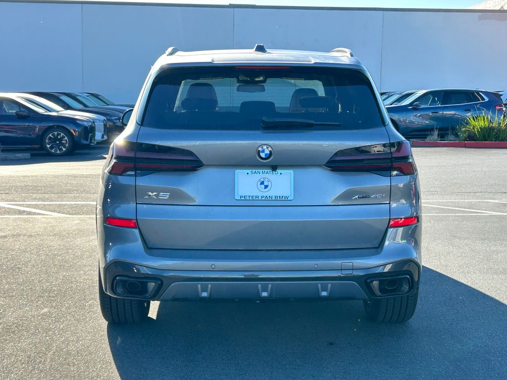 Thumbnail: 2026 BMW X5 - 4