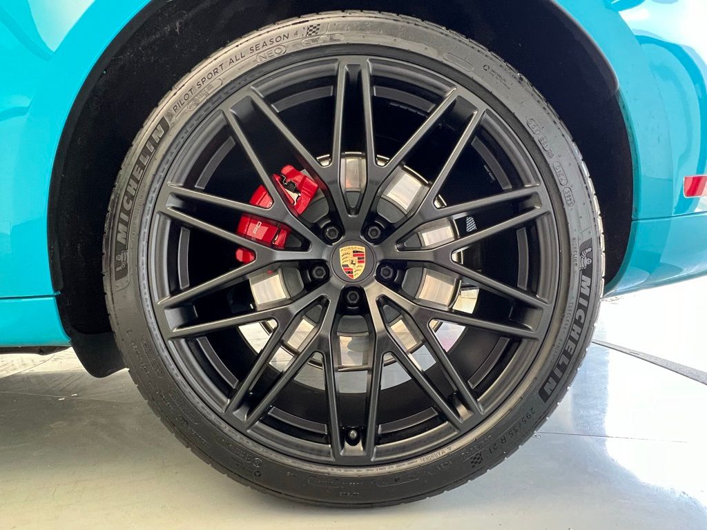 2022 Porsche Macan GTS 27