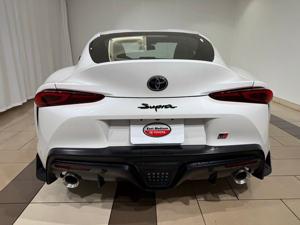 Thumbnail: 2026 Toyota GR Supra - 4