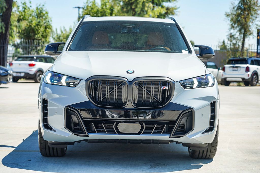 2025 BMW X5 M60i 4