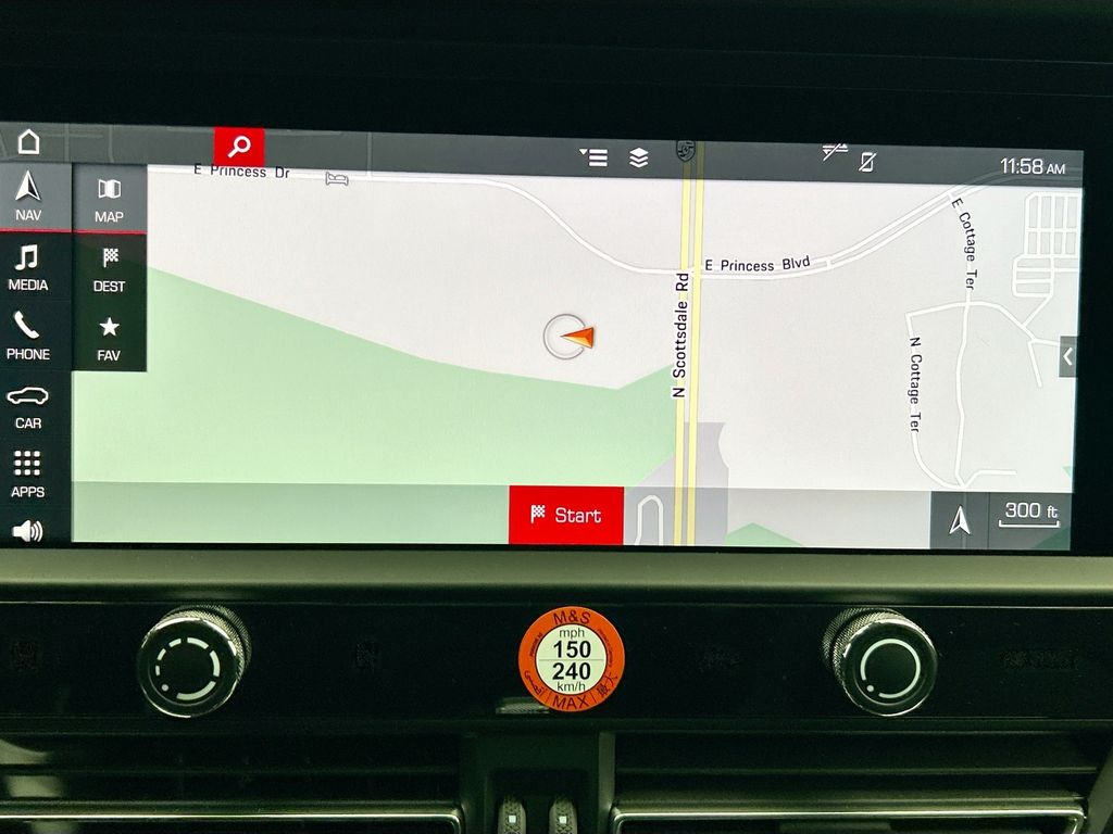 Thumbnail: 2026 Porsche Macan - 17