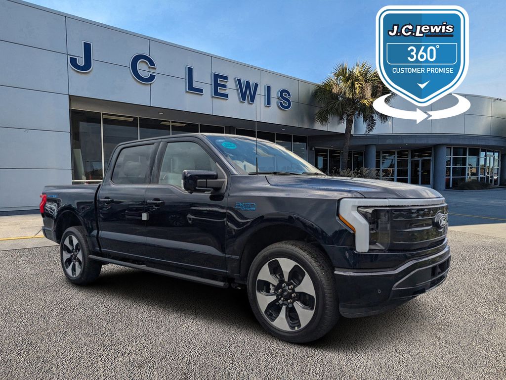 2025 Ford F-150 Lightning Platinum