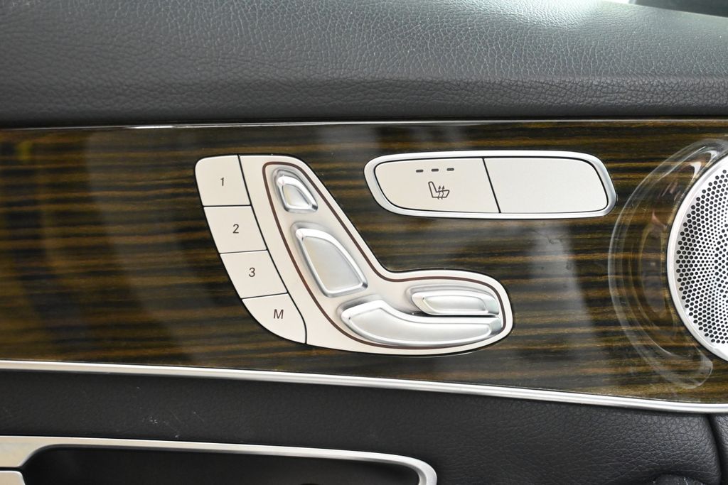 Thumbnail: 2018 Mercedes-Benz C-Class - 27