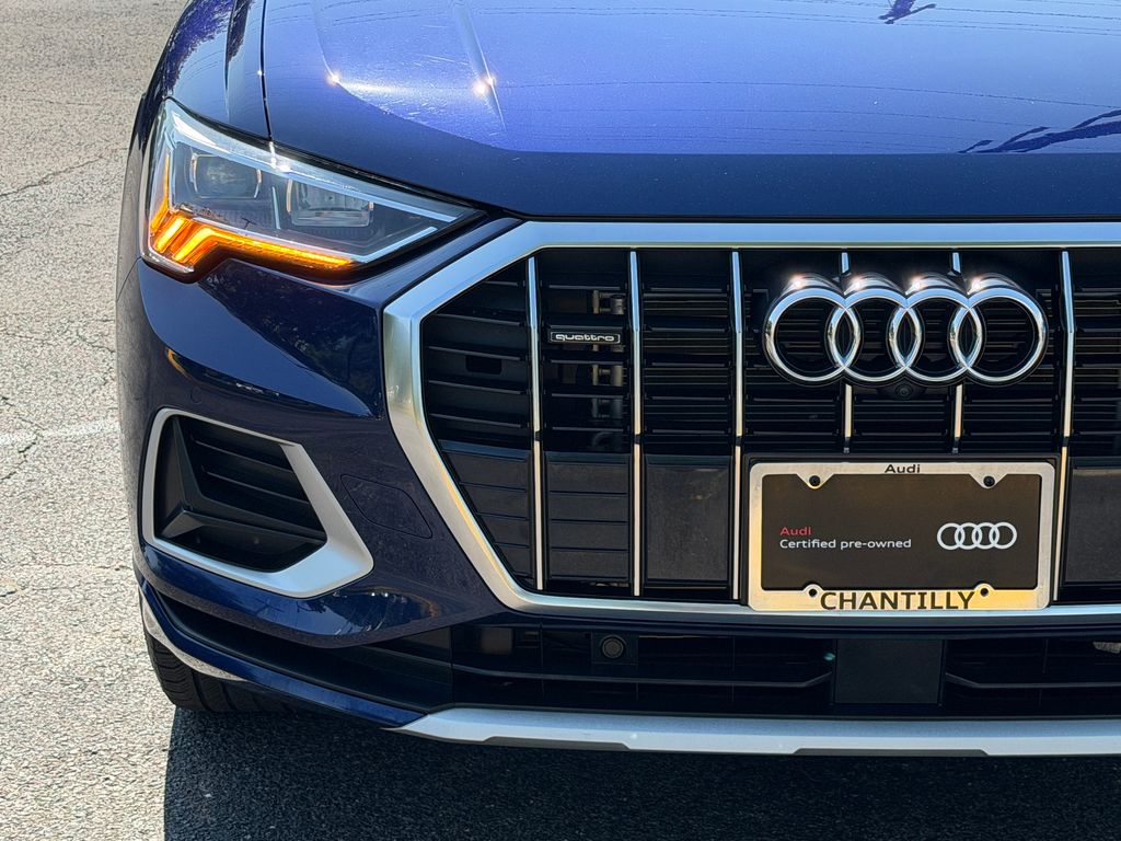 Thumbnail: 2023 Audi Q3 - 2