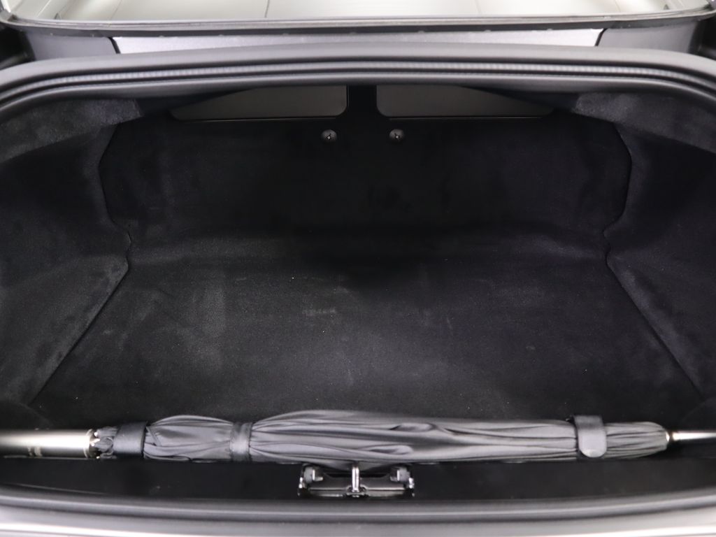 Thumbnail: 2026 Aston Martin Vanquish - 26