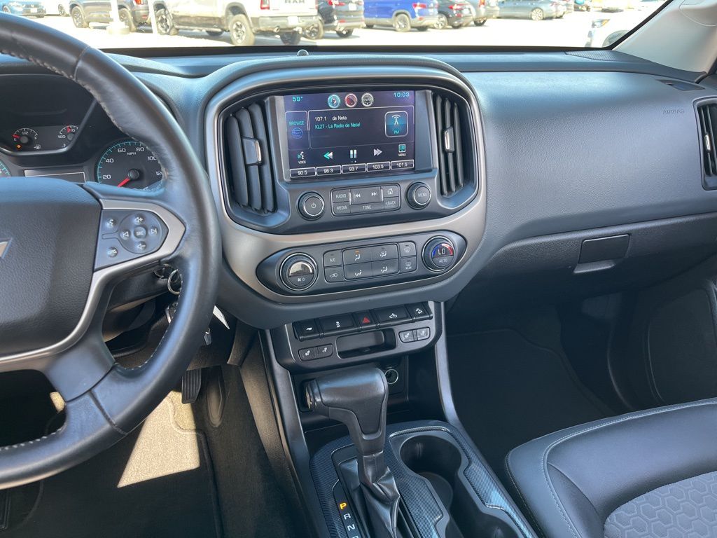 Thumbnail: 2015 Chevrolet Colorado - 17